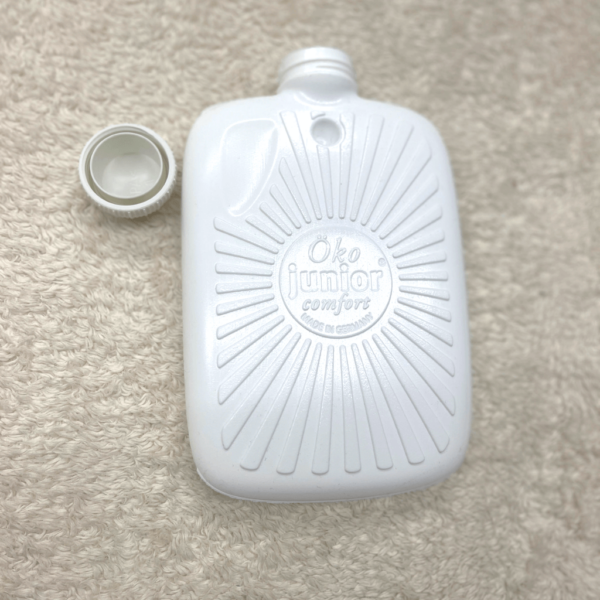 Öko-Wärmflasche für Kinder mit Fassungsvermögen 0,8 L ohne Weichmacher (Phthalate), und ohne PVC, mit Sicherheitsverschluss